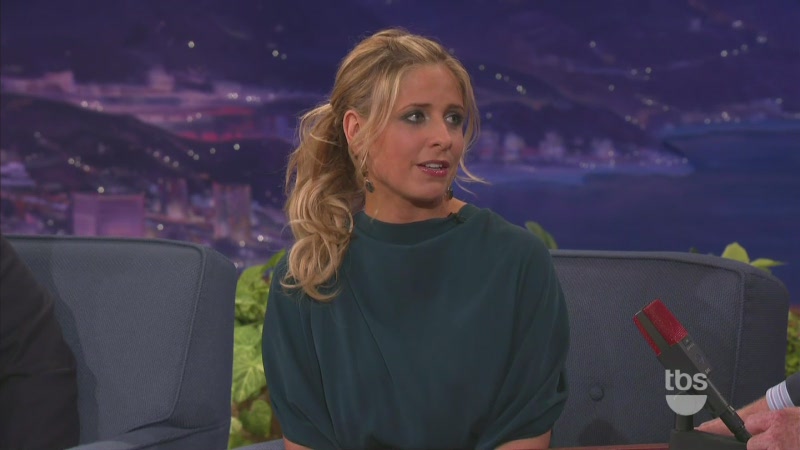 Sarah_M_Gellar-Conan_10_13_11_mov0207.jpg Sarah_M_Gellar-Conan_10_13_11_mov0207.jpg
